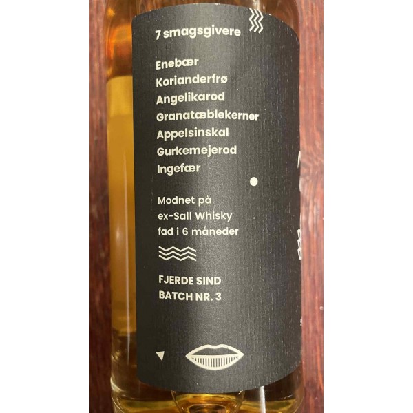 SYVSINDGINSALLWHISKYDESTILLERIFJERDESINDGIN-38