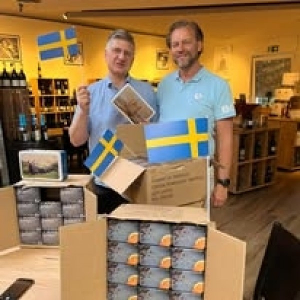 DreamofSwedenKakaopudretchokoladetrflerPremiumqualityIsmukmetalboxfingaveid200gr-31