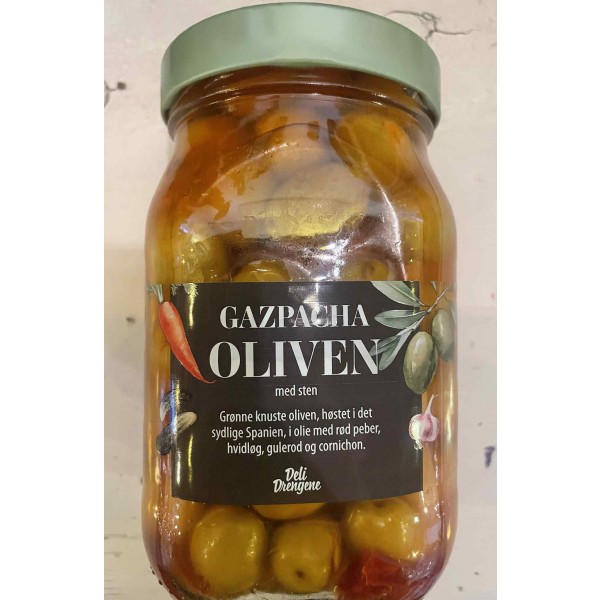 ManzanillaolivengazpachaSpanienGazpachaertypiskkrydredeolivenfraAndalusienNavnetantyderatdererbrugtdesammekrydderiertillagenidentraditionellekoldesuppe-31